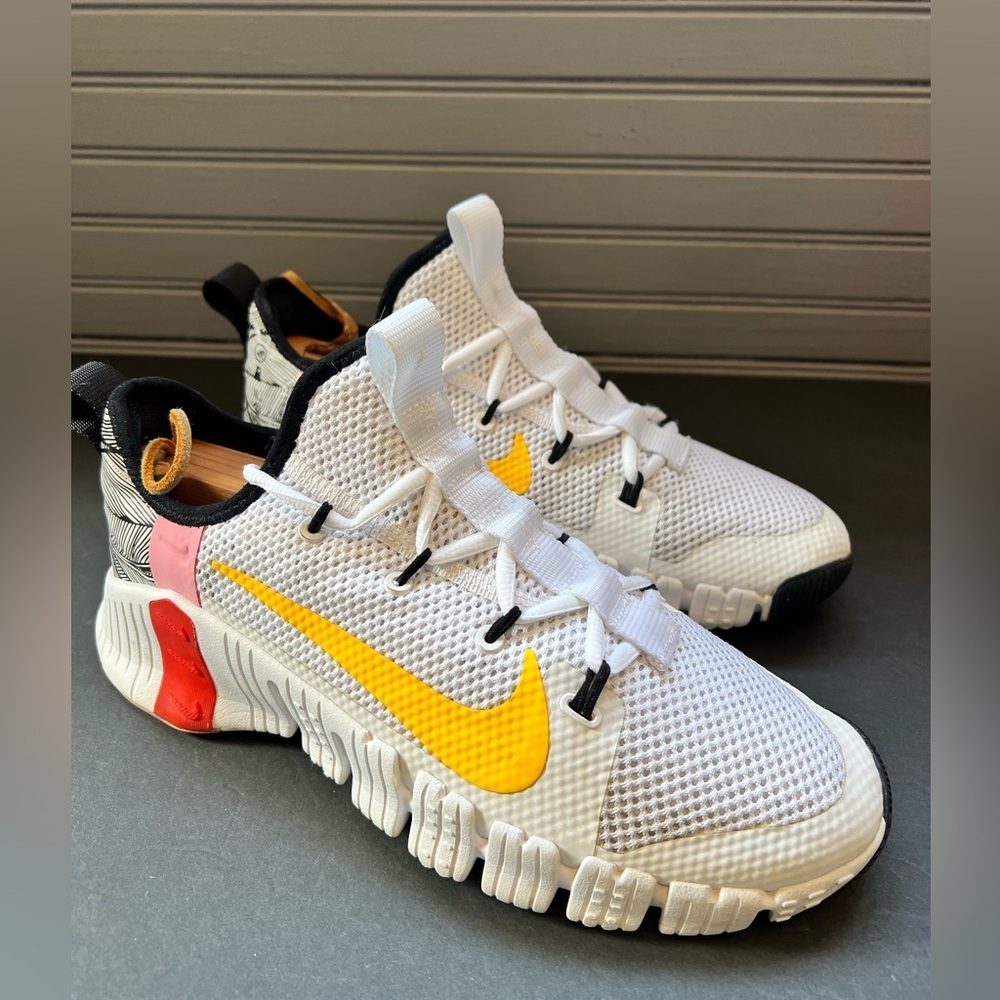 Nike Free Metcon 3 Training Women’s Size 10.5 White/Orange Black